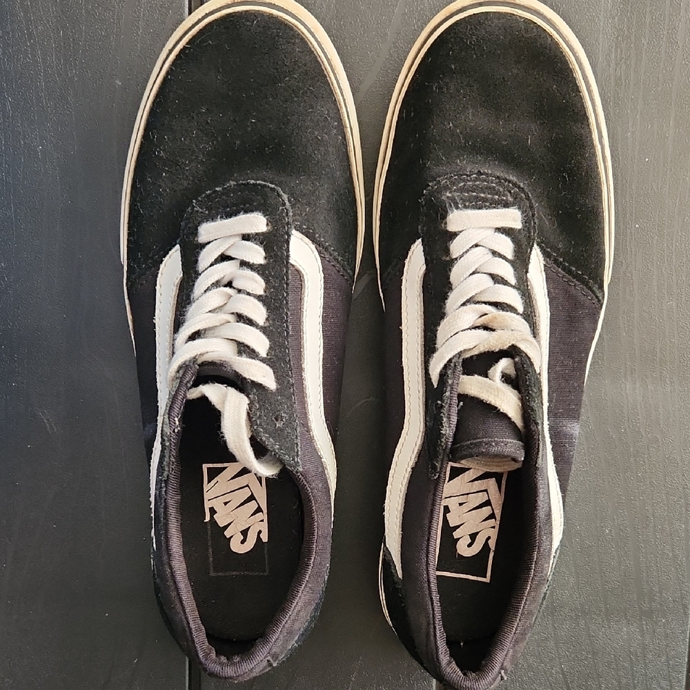 Vans Black and White Old Skool Style Sneakers - Picture 1 of 2